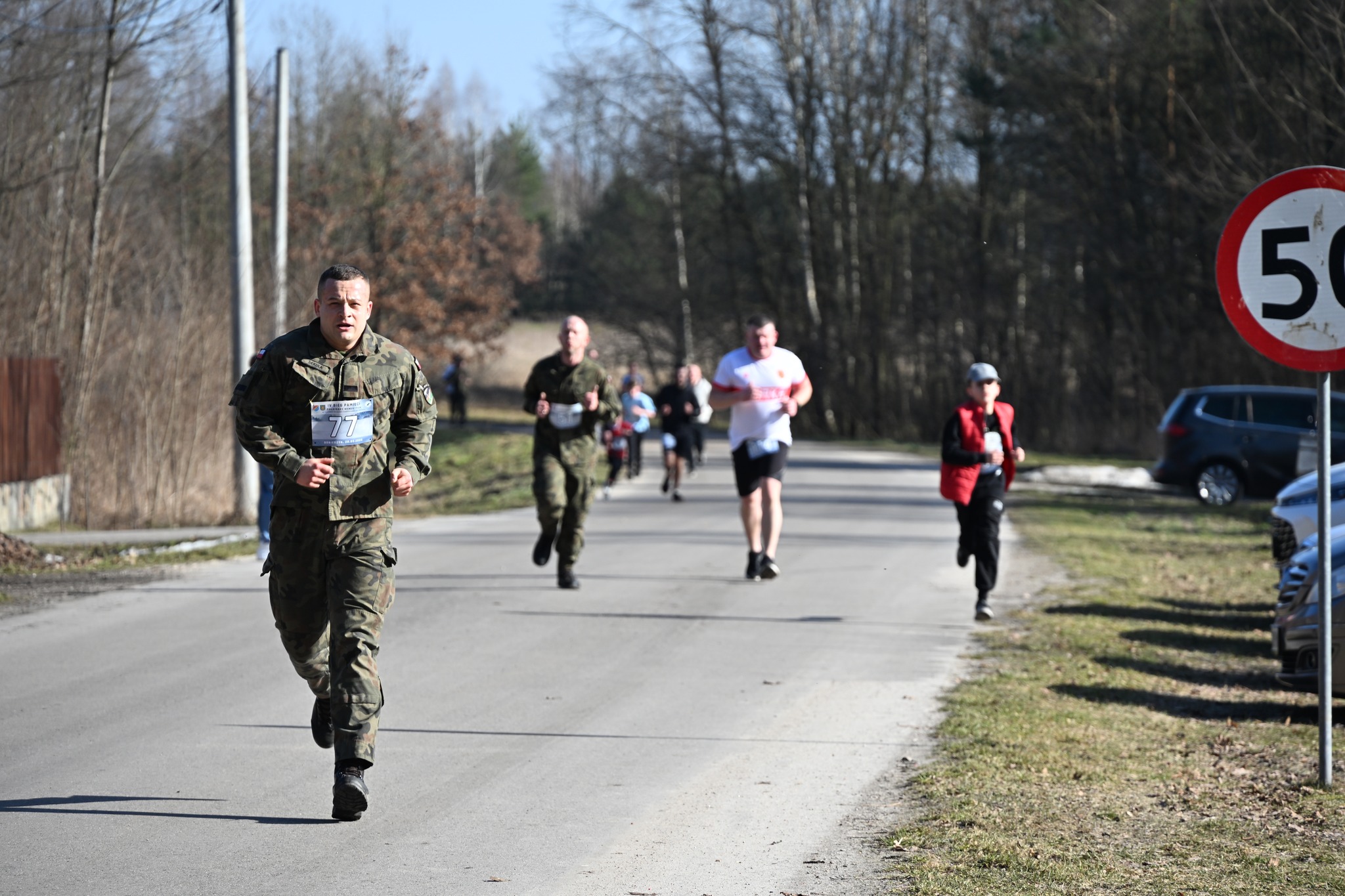 🤍❤️ IV edycja Biegu Pamięci Żołnierzy Wyklętych upamiętniła w Powiecie Białobrzeskim gajowego Bolesława Paszkowskiego ps. Poziomka oraz Aleksandra Młyńskiego ps. Drągal. 🤍❤️