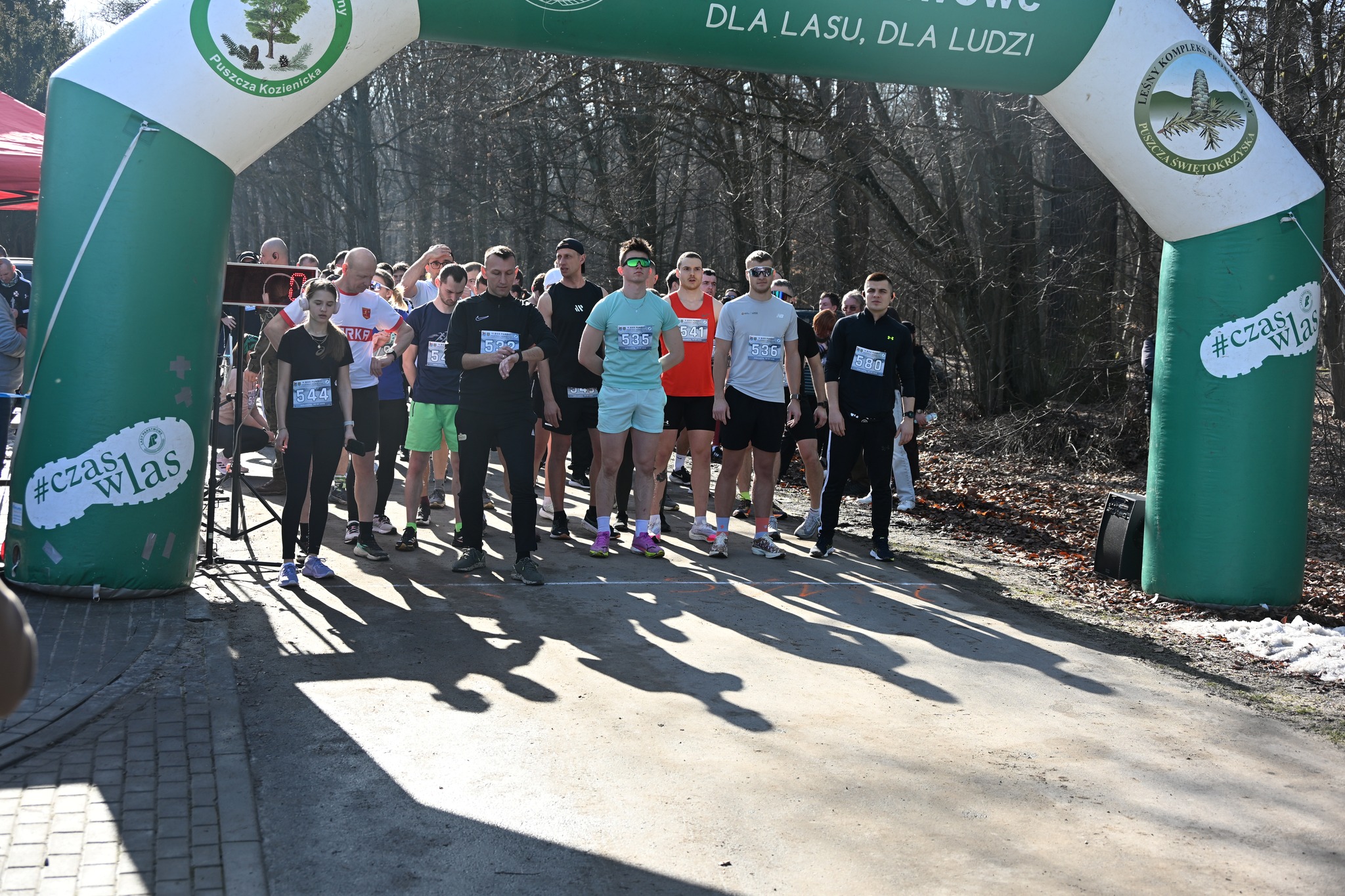 🤍❤️ IV edycja Biegu Pamięci Żołnierzy Wyklętych upamiętniła w Powiecie Białobrzeskim gajowego Bolesława Paszkowskiego ps. Poziomka oraz Aleksandra Młyńskiego ps. Drągal. 🤍❤️