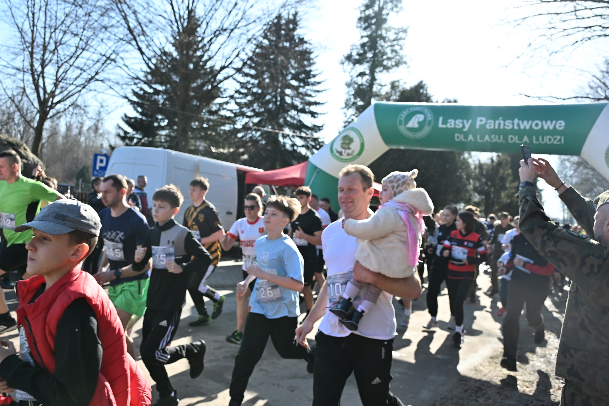 🤍❤️ IV edycja Biegu Pamięci Żołnierzy Wyklętych upamiętniła w Powiecie Białobrzeskim gajowego Bolesława Paszkowskiego ps. Poziomka oraz Aleksandra Młyńskiego ps. Drągal. 🤍❤️