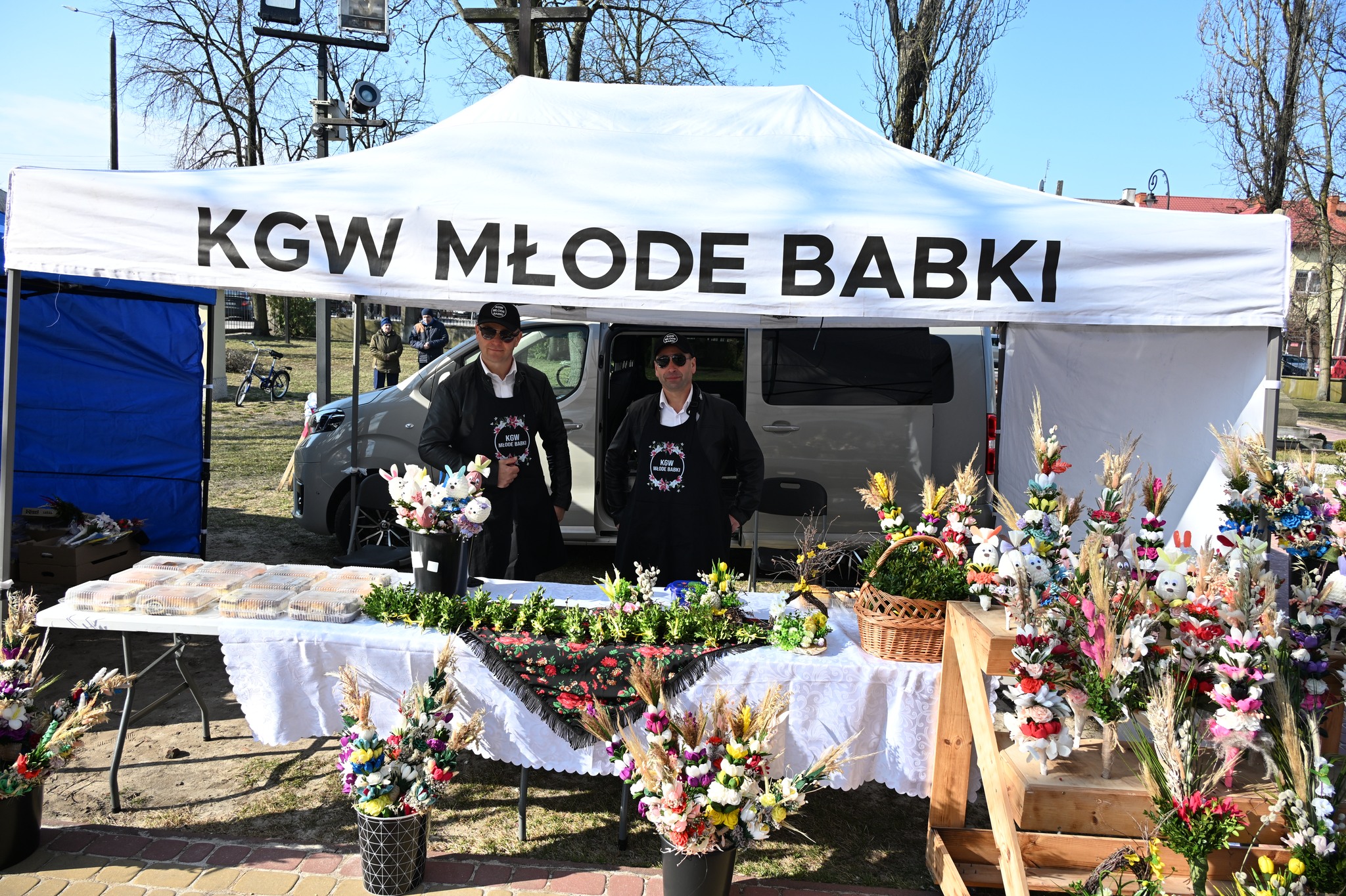 🌿🐣 22 marca - tradycyjnie na tydzień przed Niedzielą Palmową - na placu kościelnym przy Kościele Parafialnym Parafia Świętej Trójcy w Białobrzegach odbył się Powiatowy Kiermasz Wielkanocny Kół Gospodyń Wiejskich z terenu Powiatu Białobrzeskiego. 🌿🐣