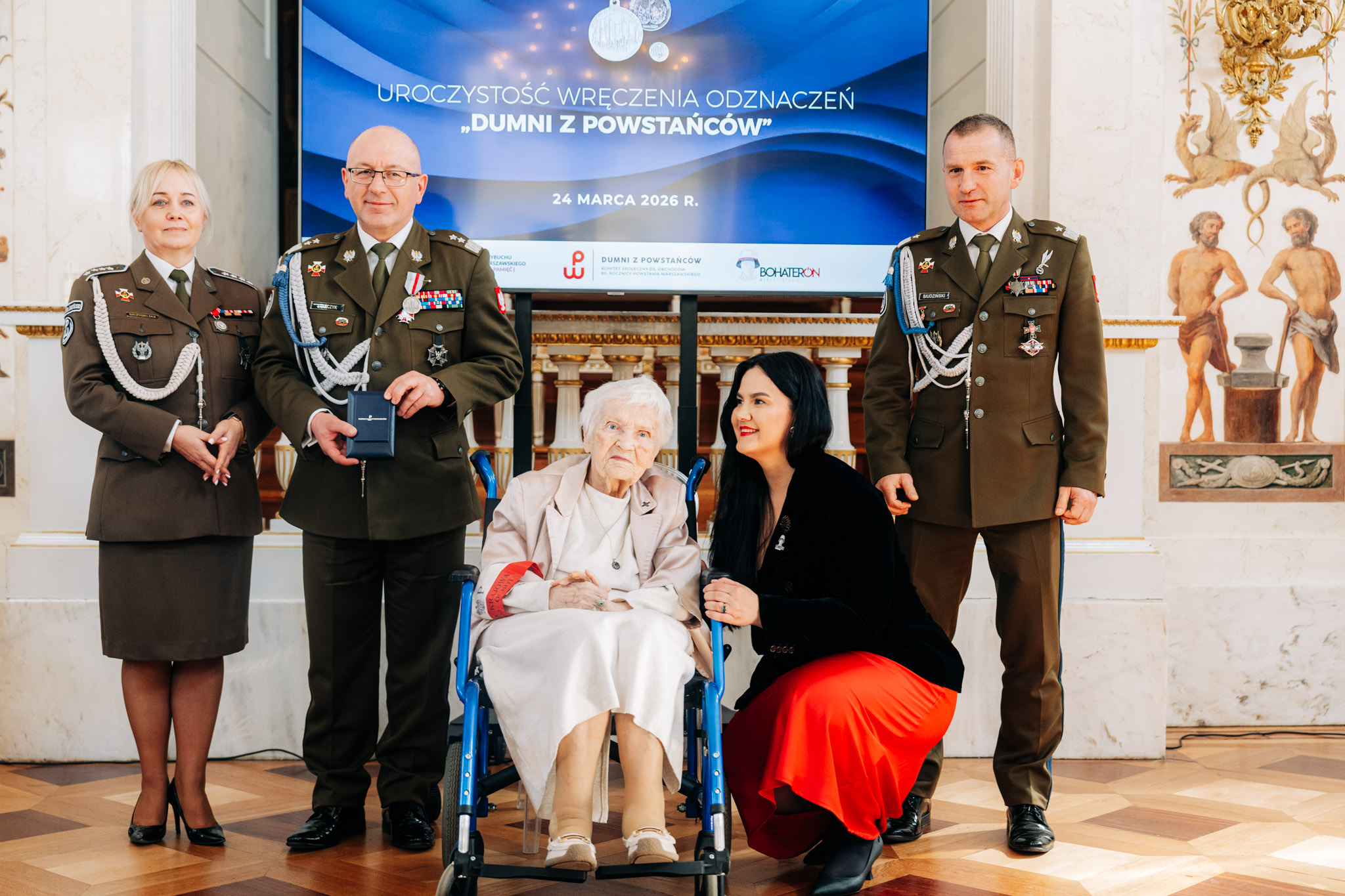 Odznaczenie „Dumni z Powstańców” dla 6MBOT!