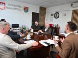 Zarząd Powiatu Białobrzeskiego pozytywnie zaopiniował uchwałę ws. przystąpienia do związku powiatowo - gminnego „Grójeckie Przewozy Autobusowe” z siedzibą w Grójcu i przyjęcia jego statutu oraz przedłożył ją do podjęcia Radzie Powiatu Białobrzeskiego.