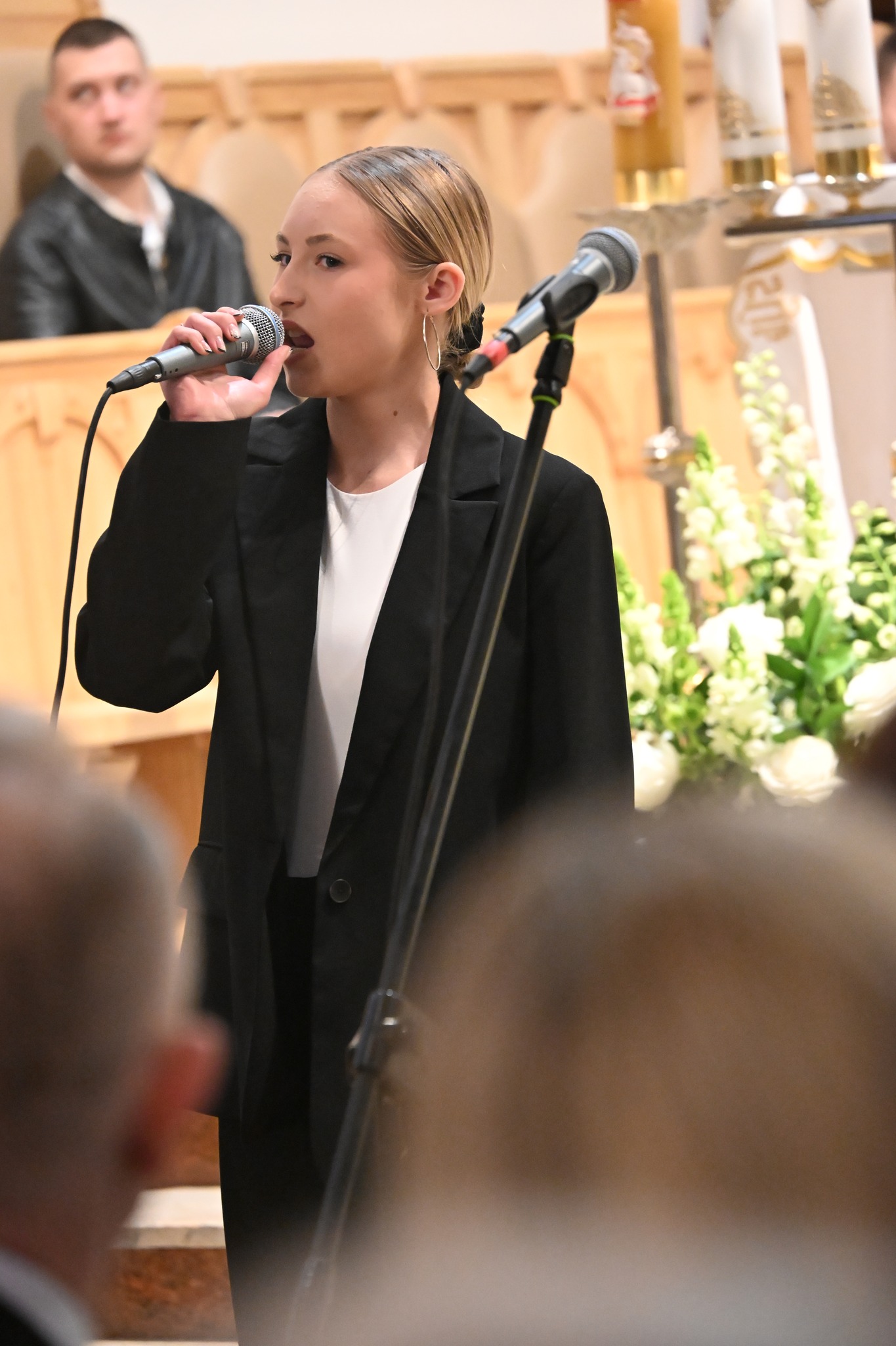 🎶 Za nami wyjątkowy Koncert Międzypokoleniowy „Historia muzyką pisana”, który odbył się 17 maja 2026 roku w kościele pw. Świętej Trójcy w Białobrzegi. Był to wieczór pełen wzruszeń, muzyki, pamięci i solidarności międzyludzkiej. ❤️