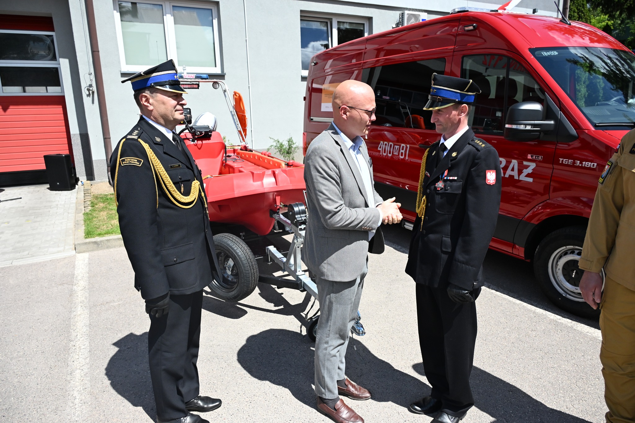 🚒 29 maja 2026 roku w Komendzie Powiatowej PSP w Białobrzegach odbył się uroczysty apel z okazji Dnia Strażaka.👨‍🚒 W uroczystości Powiat Białobrzeski reprezentował wicestarosta Bartłomiej Kowalczyk.